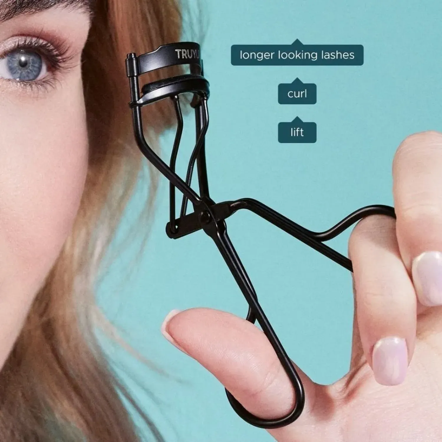 Truyu Truyu Eyelash Curler 10-1051 color negro | Platanitos