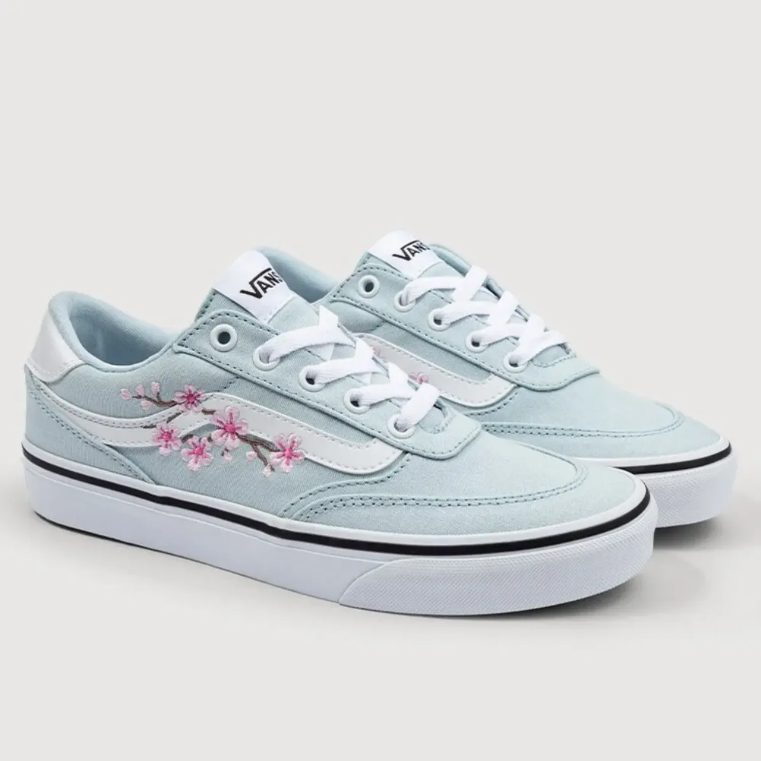 Zapatillas Vans Urbanas Mujer Brooklyn Ls color celeste / blanco | Platanitos