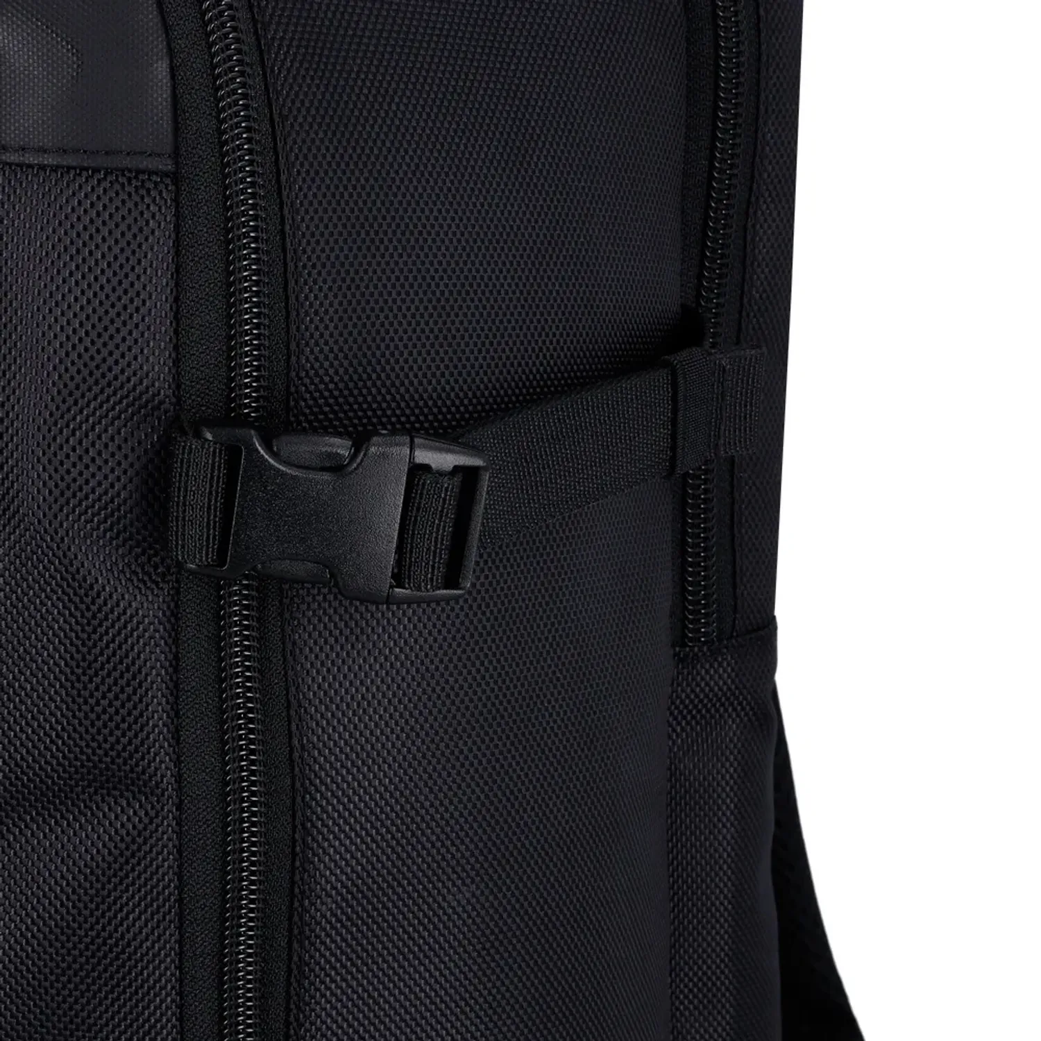 Mochila Xtrem Viajera Unisex Reynold 6xt 17 color negro | Platanitos