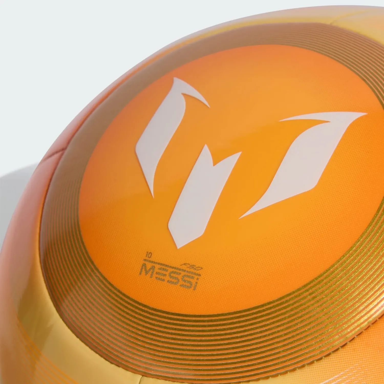 Pelota Adidas Futbol Unisex Messi Clb color naranja | Platanitos