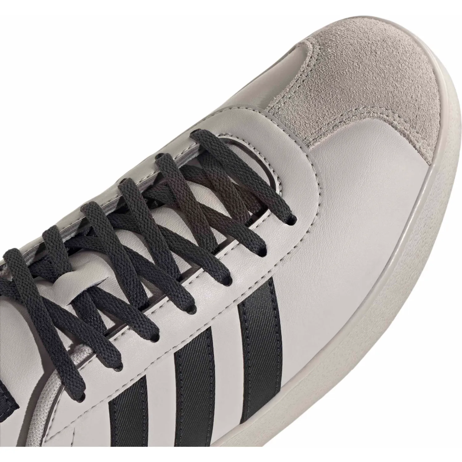 Zapatillas Adidas Urbanas Unisex Vl Court Audi Motorsport color perla / plomo | Platanitos