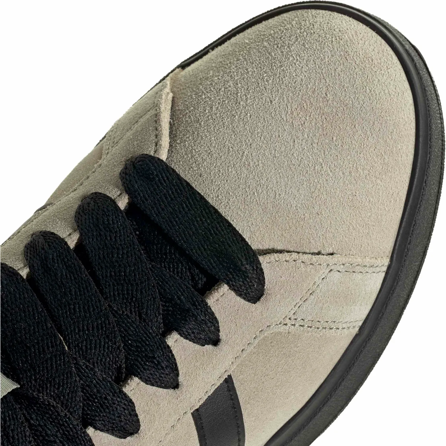 Zapatillas Adidas Urbanas Hombre Grand Court Base 00s color musgo | Platanitos