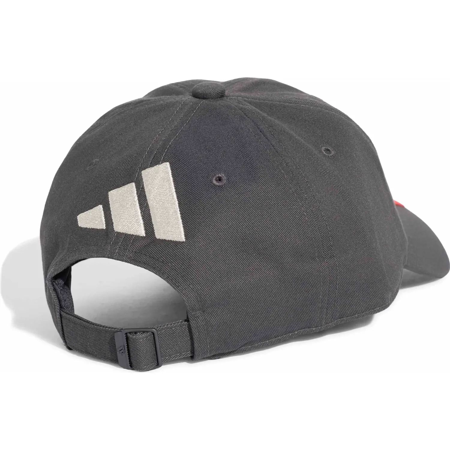 Gorro Adidas Deportivo Unisex Au Dna 3s Cap Motorsport color gris / rojo | Platanitos