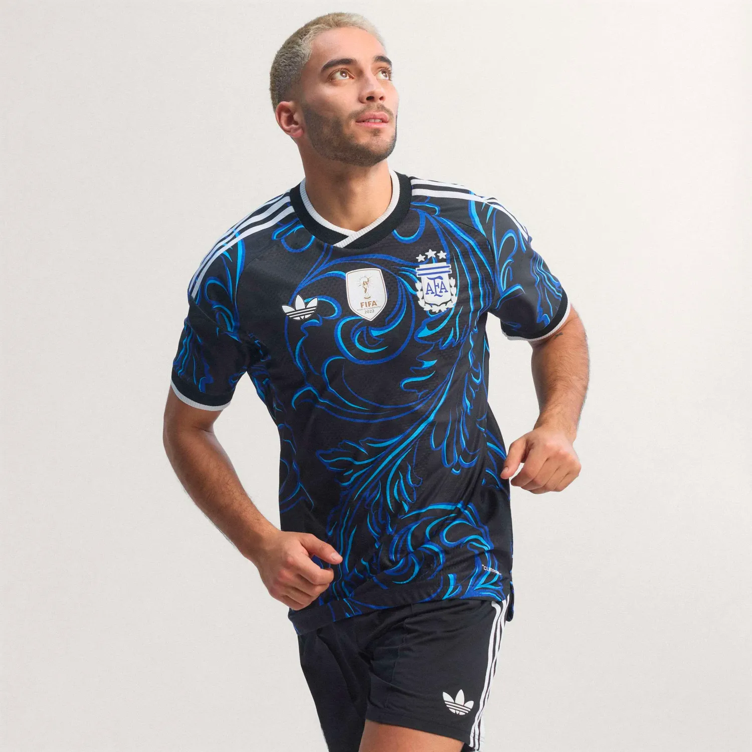 Camiseta Adidas Futbol Hombre Visitante Selección Argentina 2026 Version Jugador Afa A Jsy Au Climacool+ color negro | Platanitos