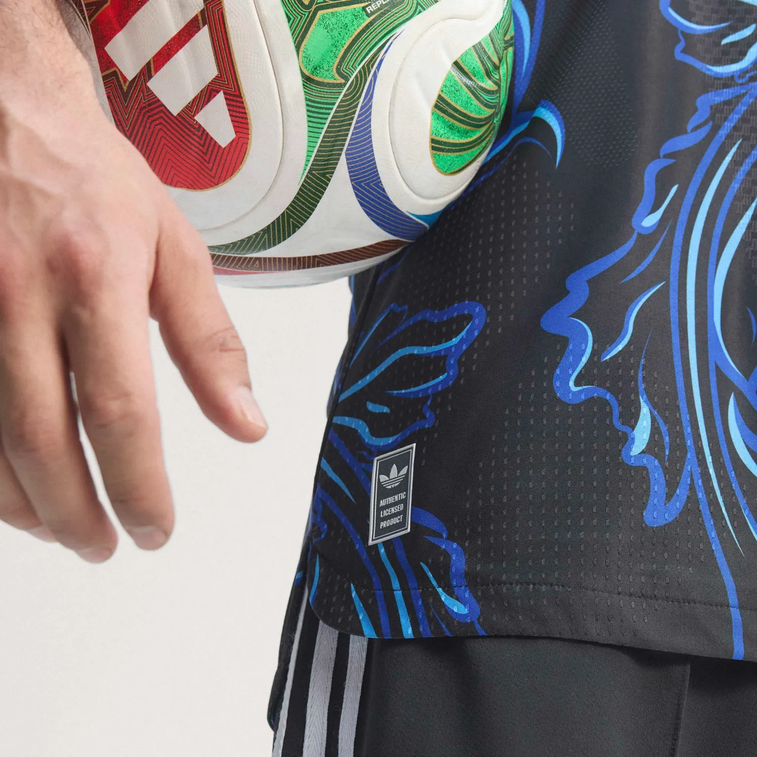 Camiseta Adidas Futbol Hombre Visitante Selección Argentina 2026 Version Jugador Afa A Jsy Au Climacool+ color negro | Platanitos