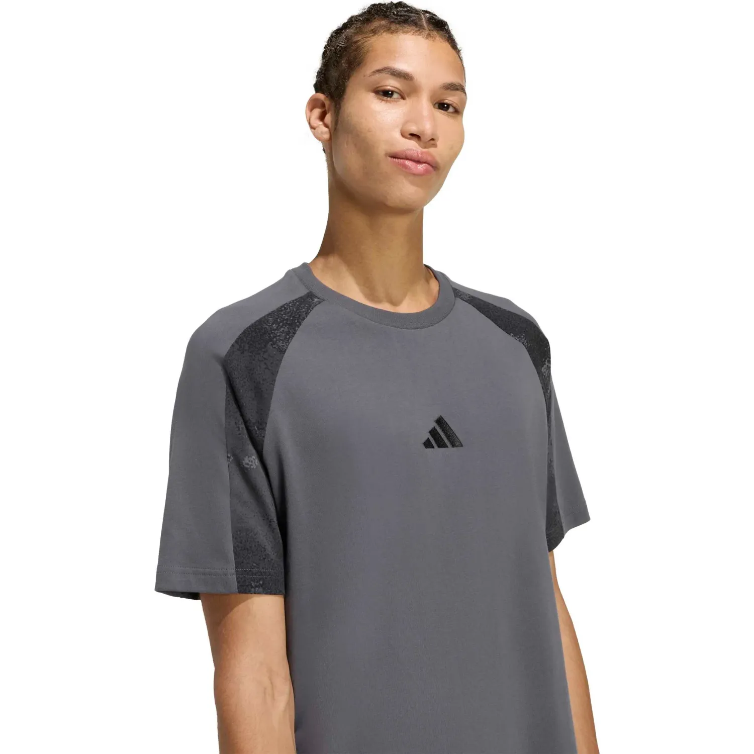 Polo Adidas Deportivo Hombre M Camo Print Te color plomo / negro | Platanitos