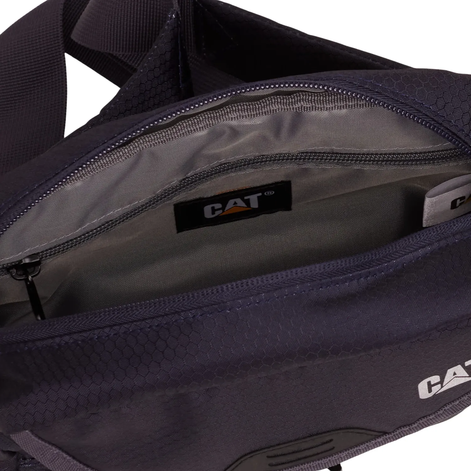 Canguro Cat Deportivo Unisex Fuji Waist Bag color negro | Platanitos