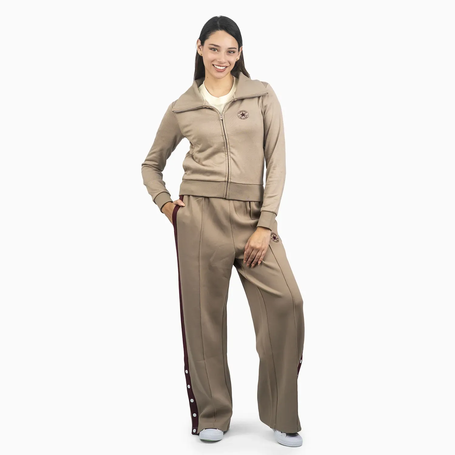 Casaca Converse Deportiva Mujer Urban Muse color beige | Platanitos