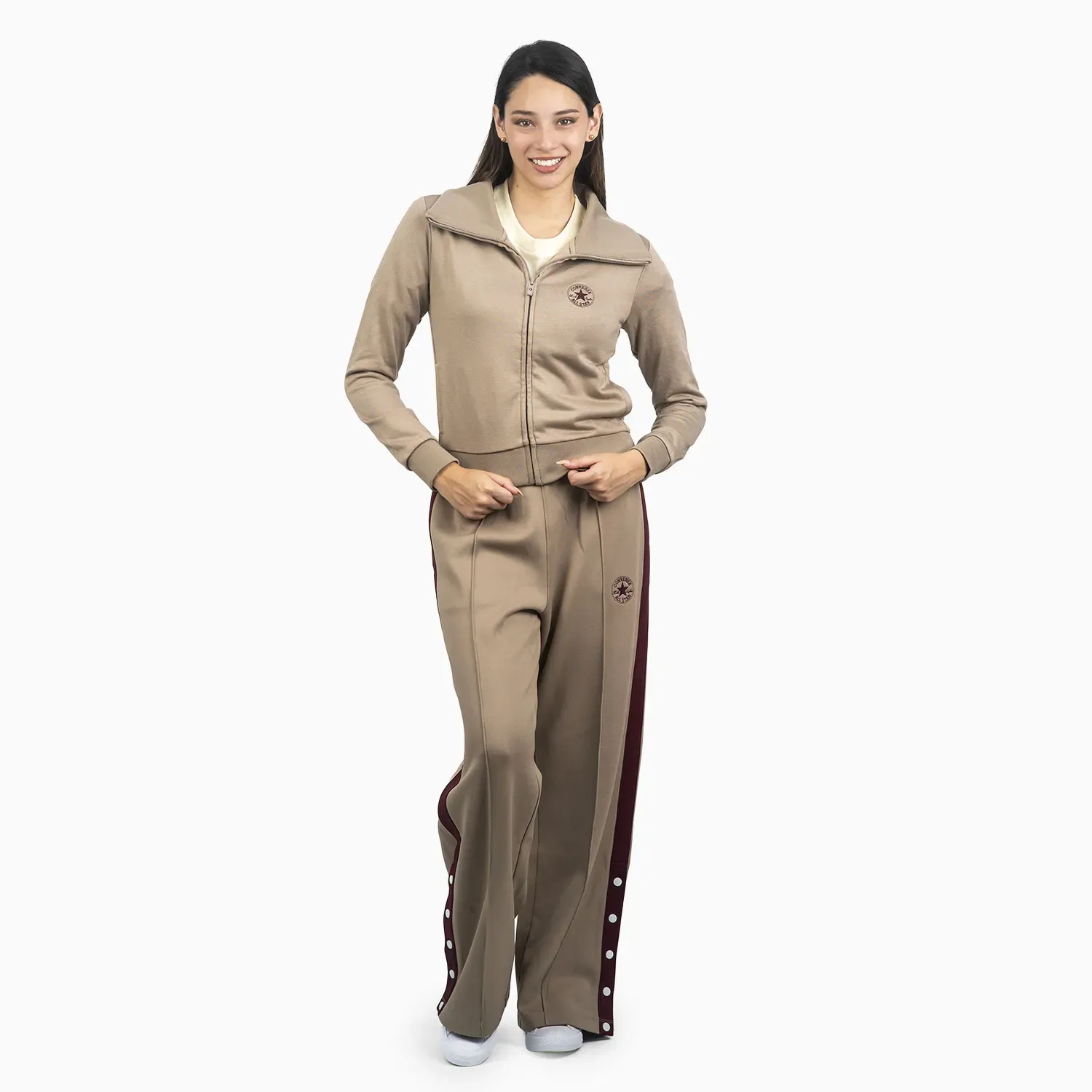 Casaca Converse Deportiva Mujer Urban Muse color beige | Platanitos