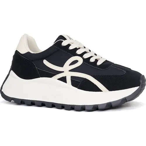 Zapatillas Ariana Urbanas Mujer 7257-26q2-N color negro | Platanitos