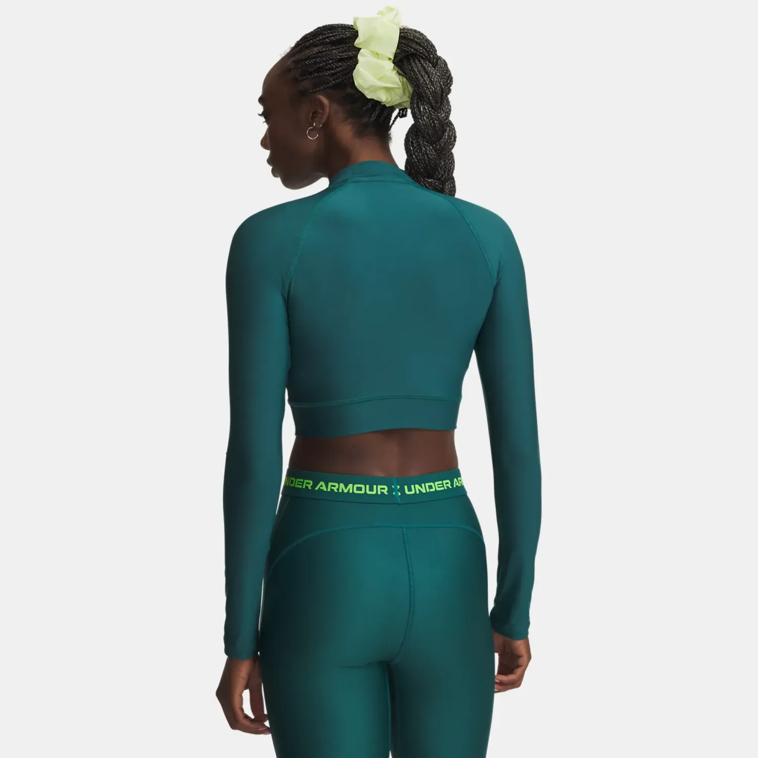 Polo Under Armour Training Mujer Heatgear Crop Mock Ls color verde | Platanitos