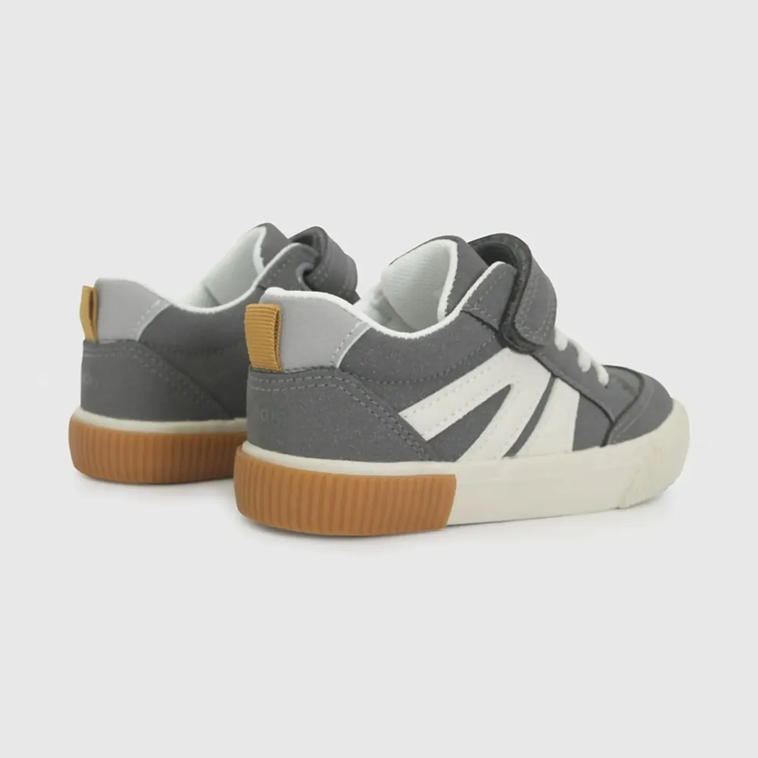 Zapatilla Colloky Niño Cb 47210211i26 color gris | Platanitos