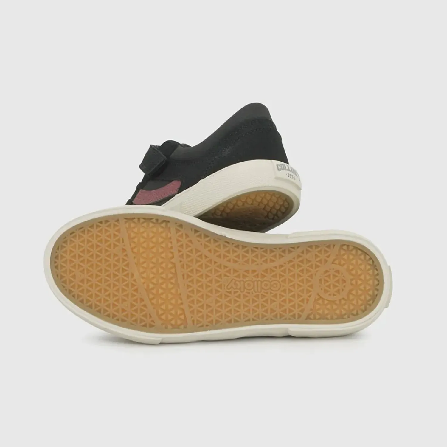 Zapatilla Colloky Niño Kb 57110201i26 color negro | Platanitos