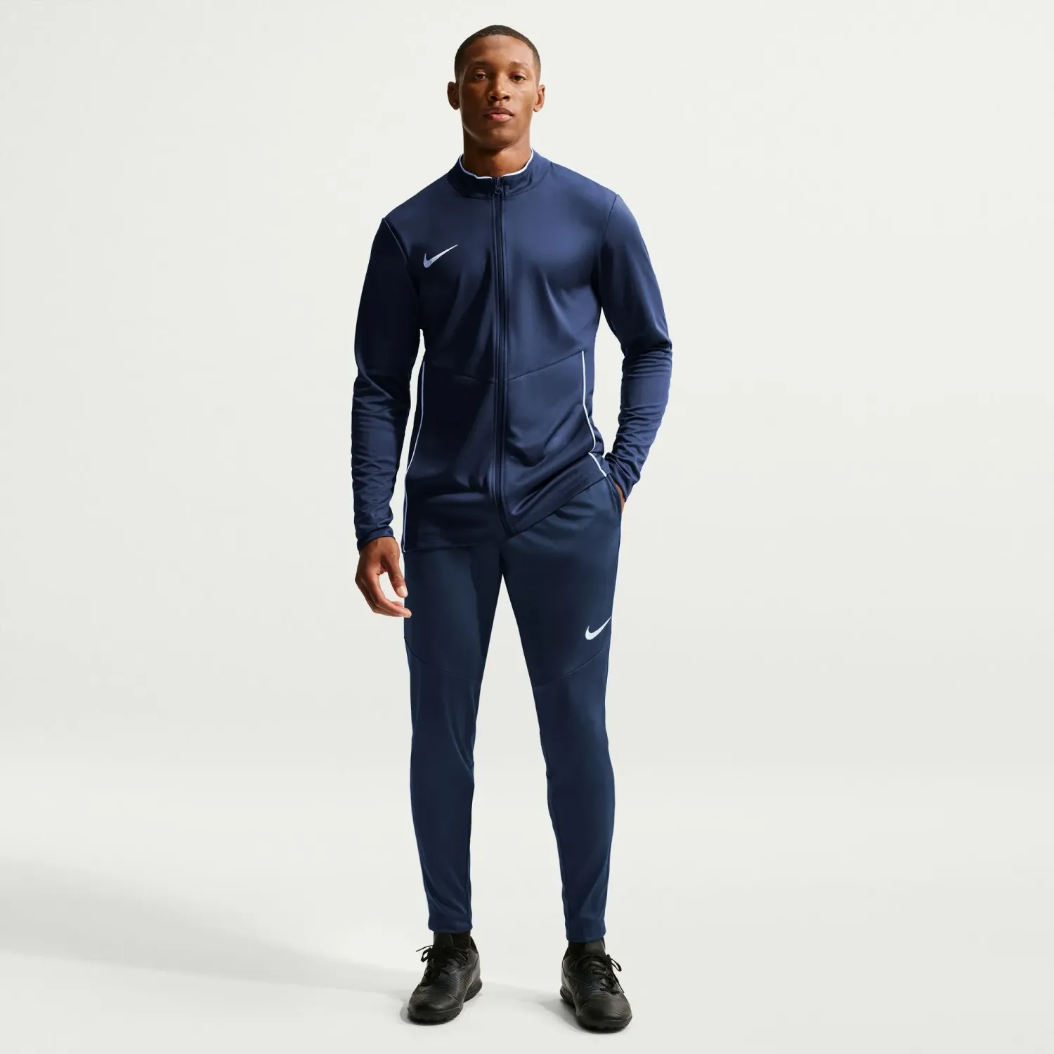 Pantalon Nike De Futbol Hombre M Nk Df Park26 Pant Kp color azul | Platanitos