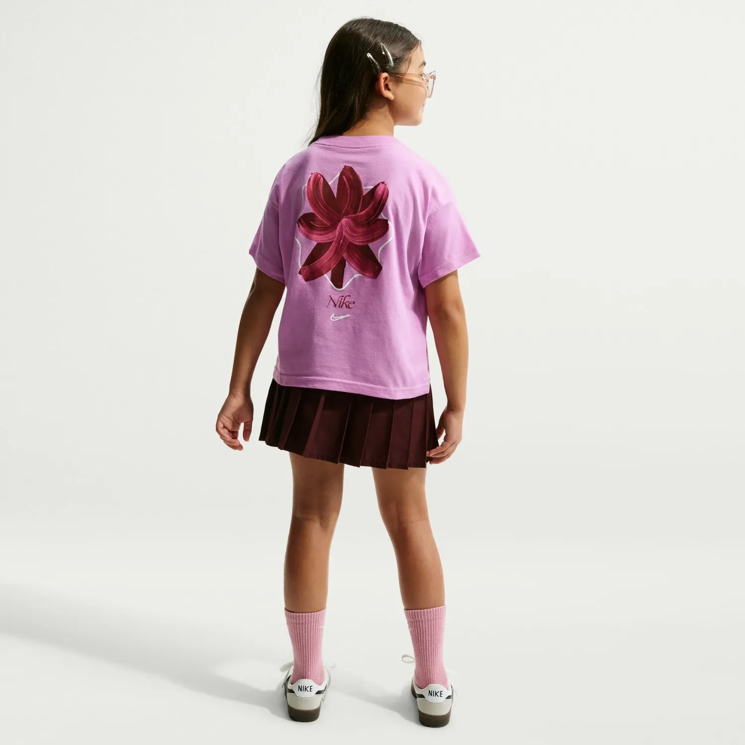 Camiseta Nike Deportivo Juvenil G Nsw Tee Oc Boxy Flower color magenta | Platanitos