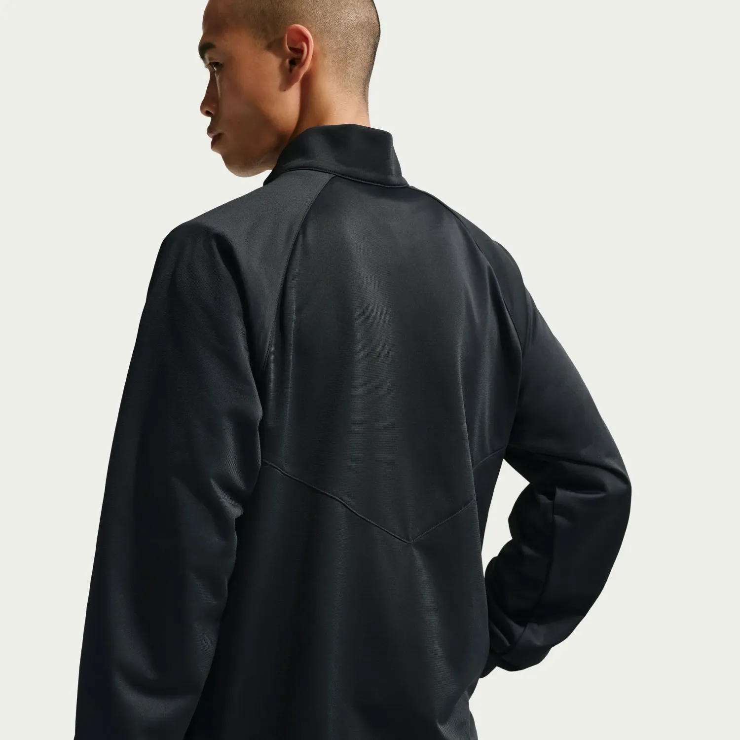 Conjunto Nike Sportswear Windrunner Hombre Poly-Knit color negro | Platanitos