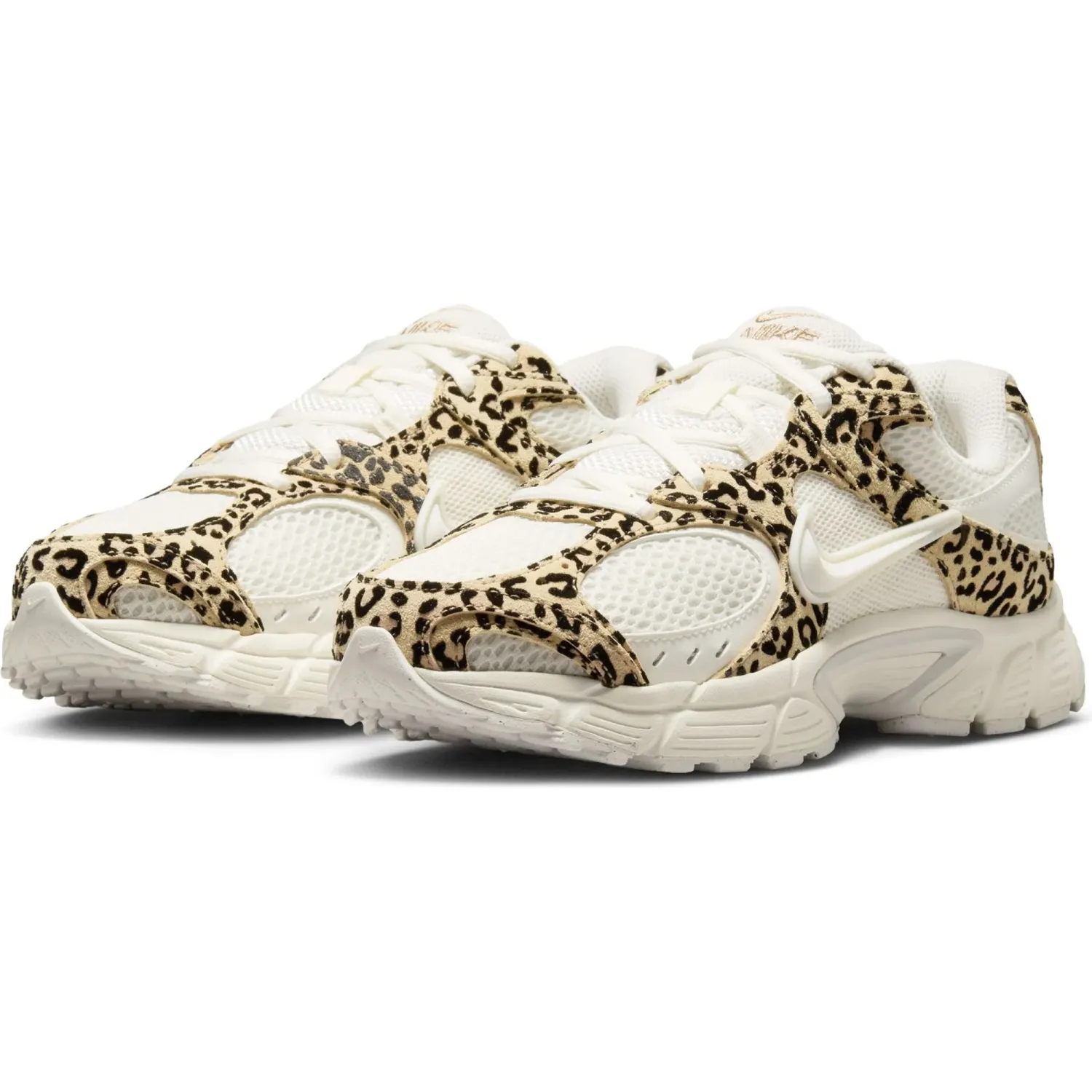 Zapatillas Nike Urbanas Mujer W V5 Rnr Suede Xlpd color blanco | Platanitos