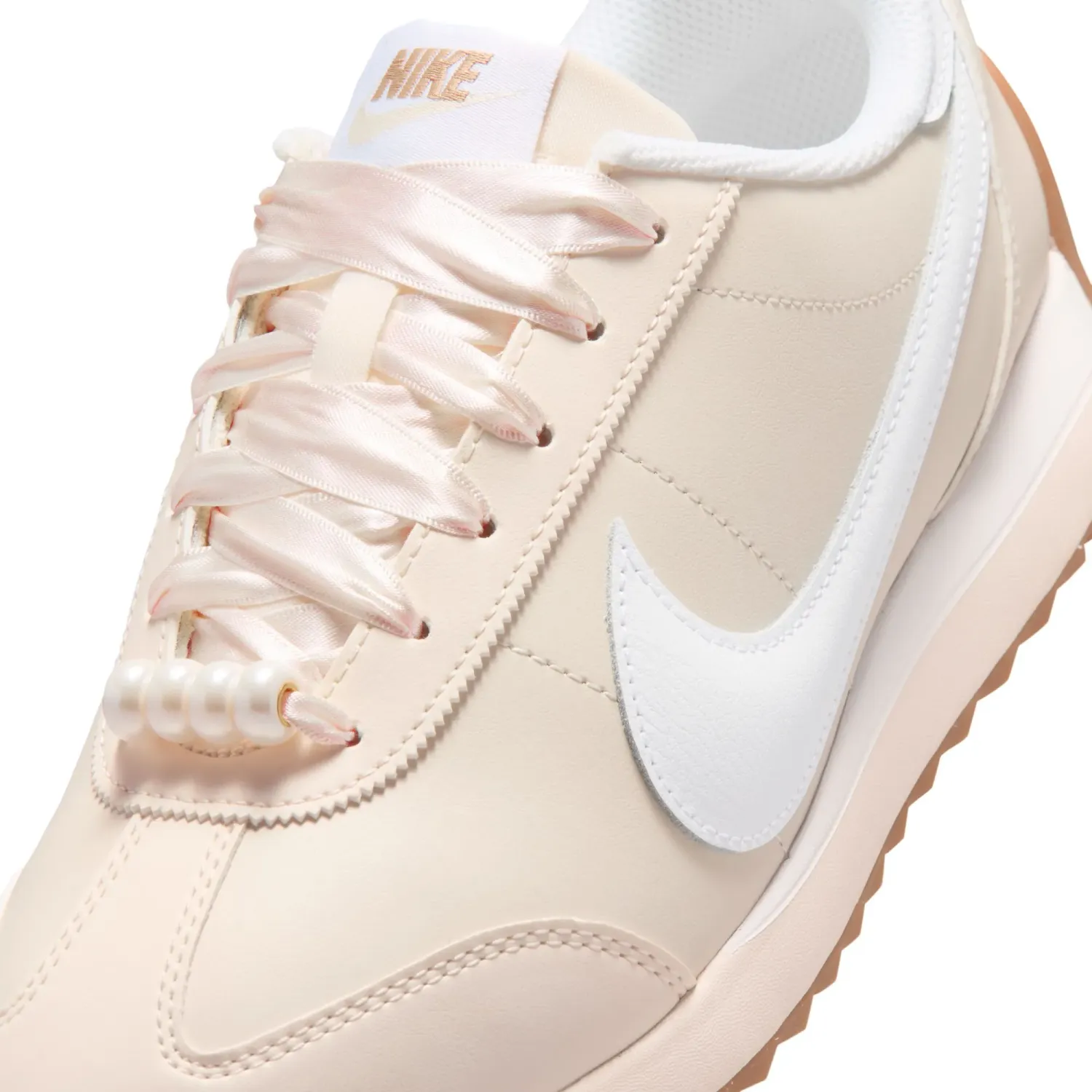Zapatillas Nike Urbanas Mujer W Pacific Ltr Le color tiza | Platanitos