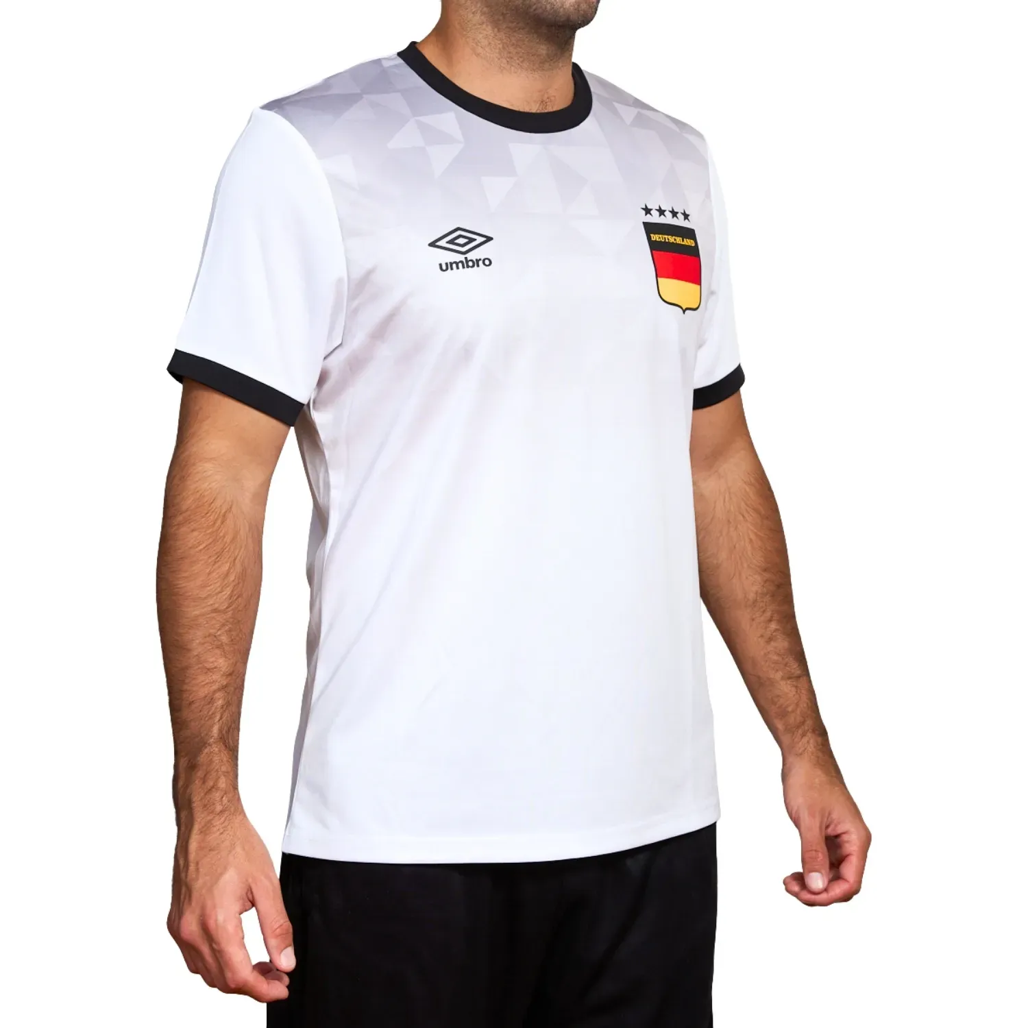 Camiseta Umbro Deportiva Hombre Futbol Tournament Jersey Ss Mens - Alemania color blanco / negro | Platanitos