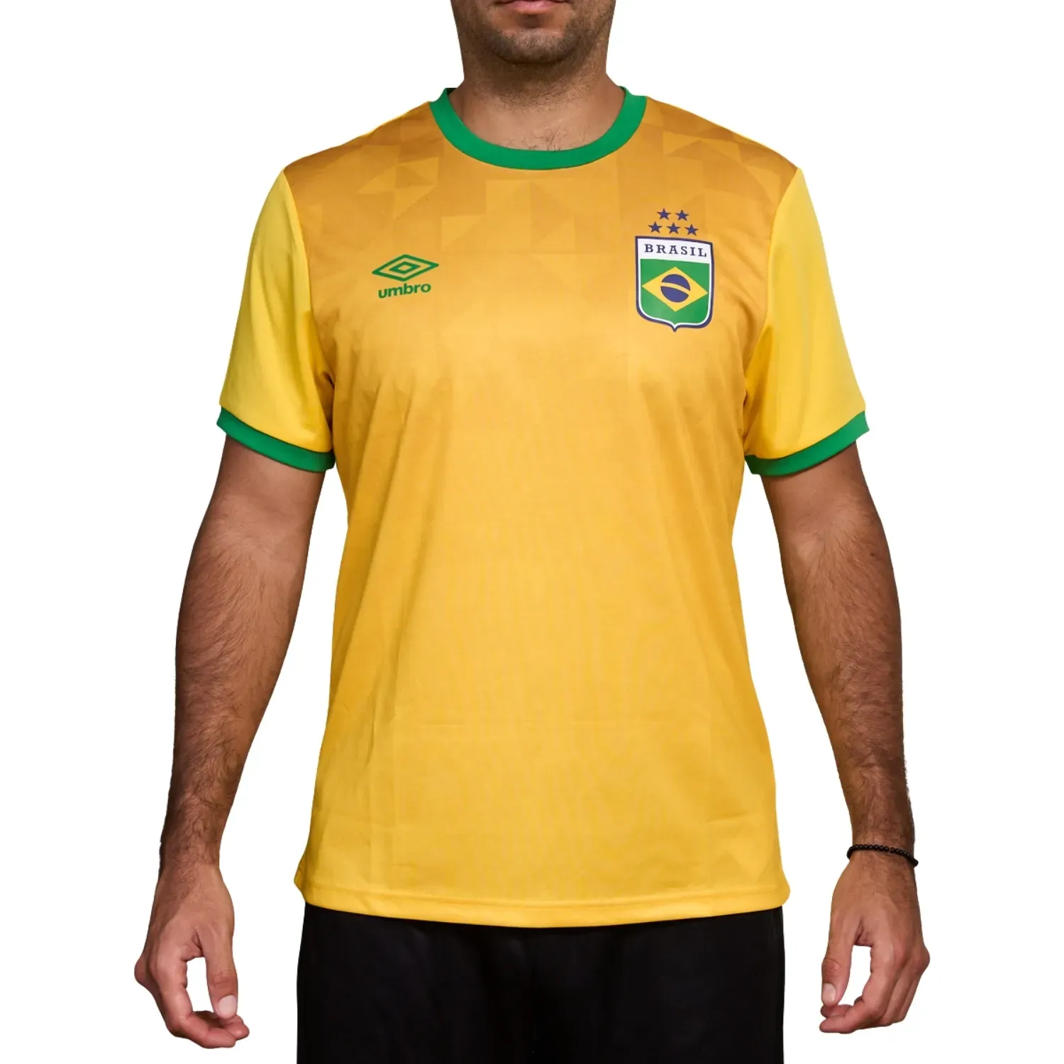 Camiseta Umbro Deportiva Hombre Futbol Tournament Jersey Ss Mens - Brasil color amarillo / verde | Platanitos
