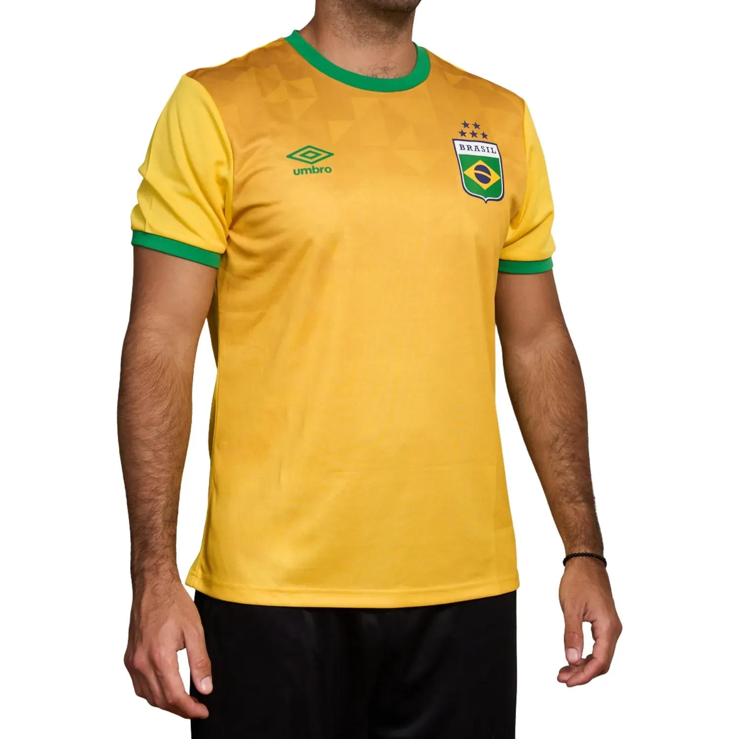 Camiseta Umbro Deportiva Hombre Futbol Tournament Jersey Ss Mens - Brasil color amarillo / verde | Platanitos