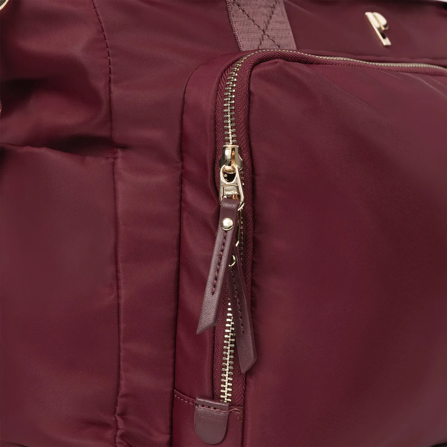 Bolso Porta Mujer Liara Bls1 color guinda | Platanitos