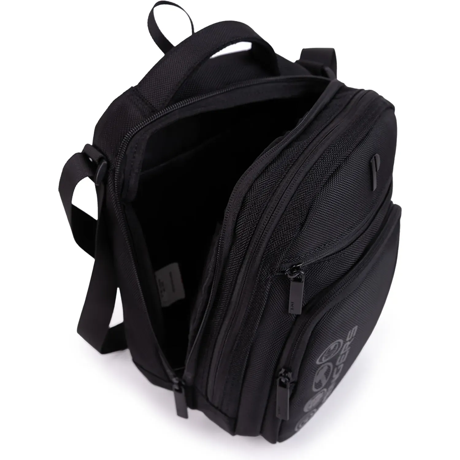 Bolso Porta Mujer Raven Avengers color negro | Platanitos