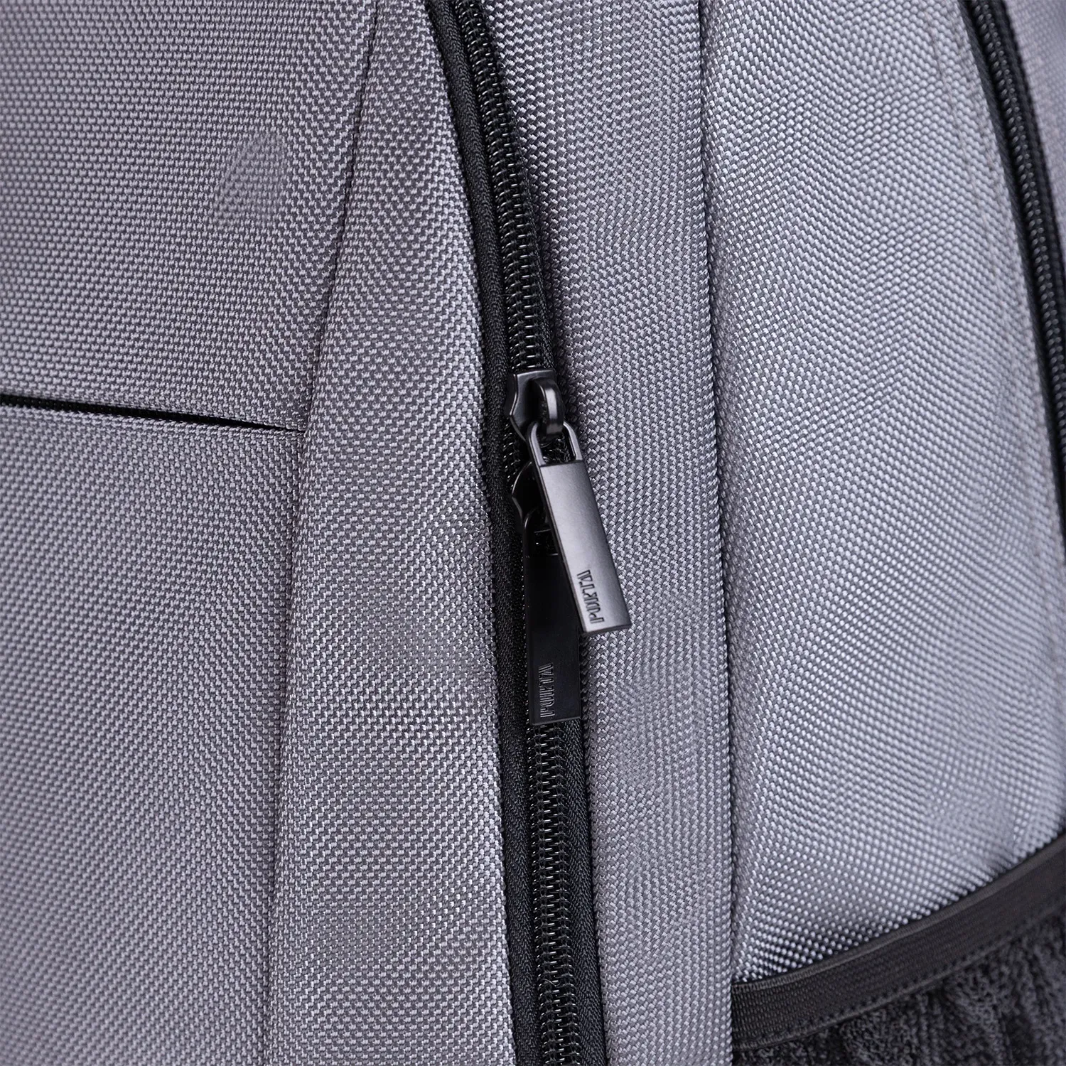 Mochila Porta Unisex Brussels color plomo | Platanitos