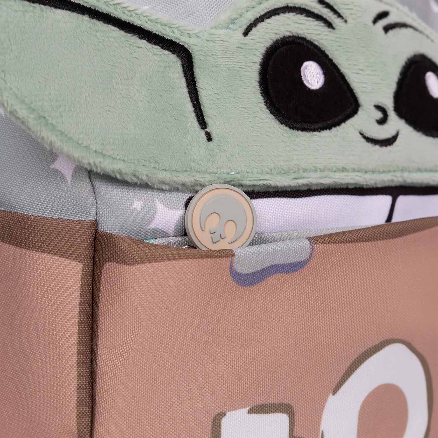 Mochila Porta Unisex Manu Grogu In The Bag color verde | Platanitos