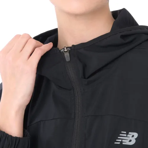 New Balance Casaca Training Mujer Sport Woven Jacket
