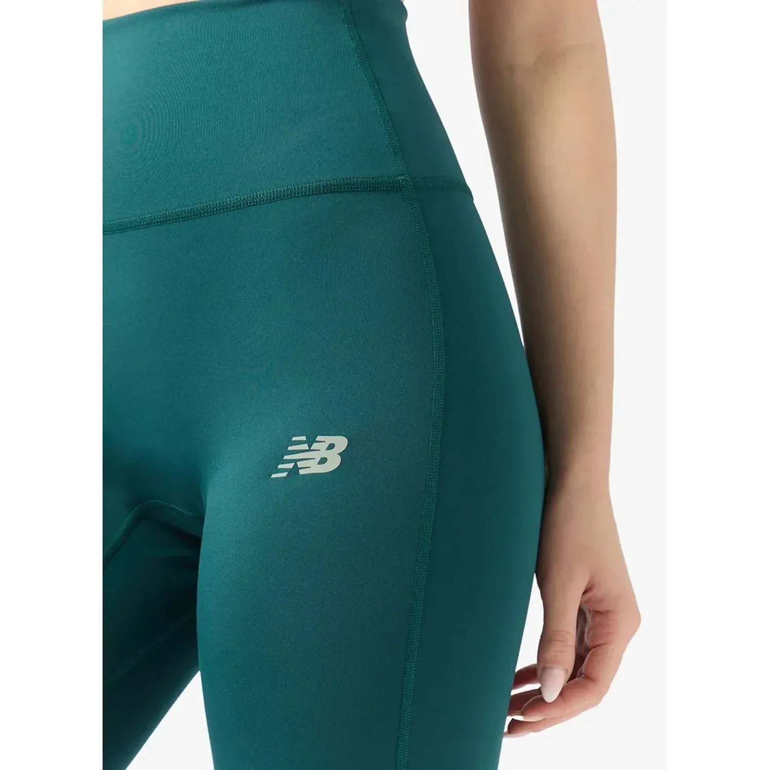 Legging New Balance Training Mujer Nb Essential High Rise Legging 25 color verde | Platanitos