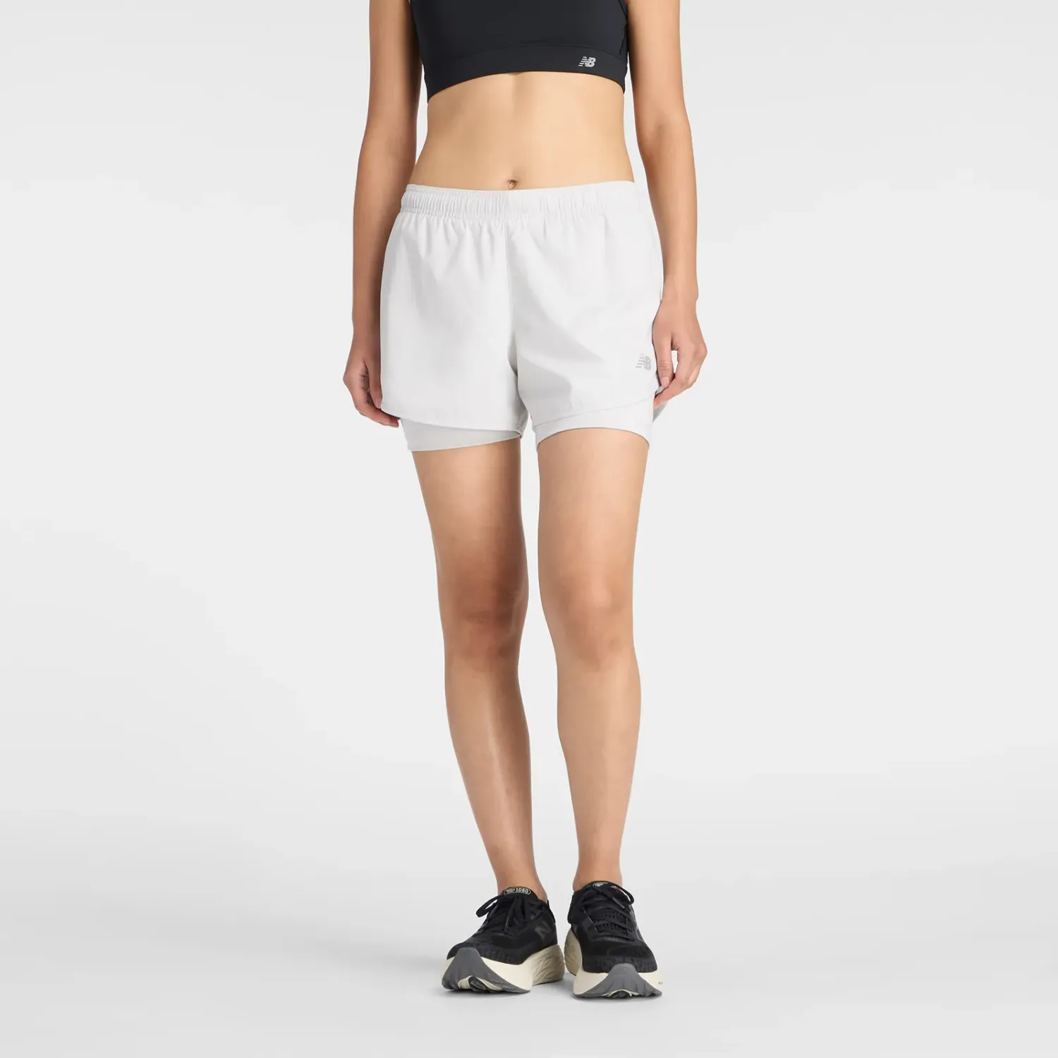 Short New Balance Running Mujer Sport Essentials 2-In-1 Short 3 color blanco | Platanitos