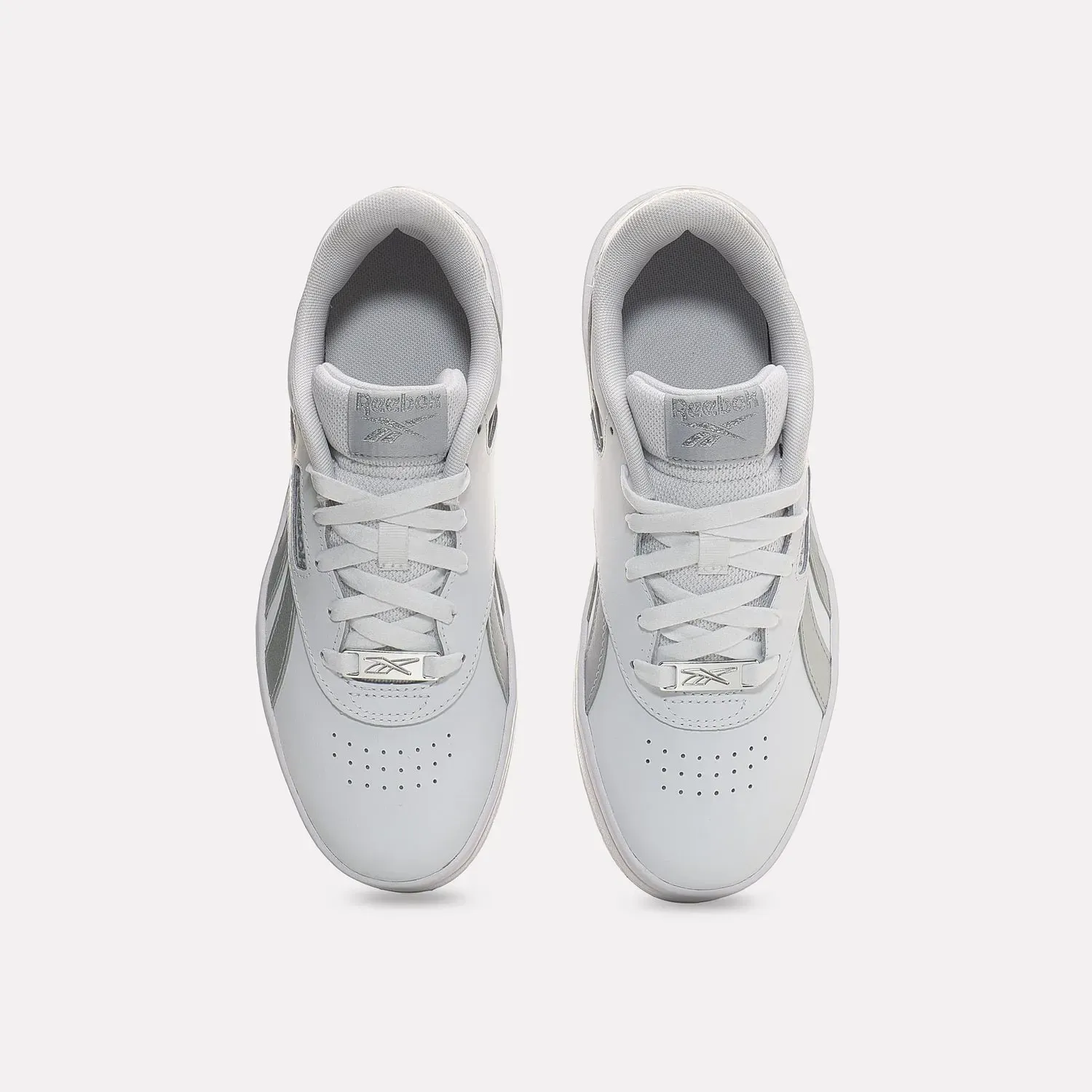 Zapatillas Reebok Urbanas Mujer Court Advance Surge color blanco | Platanitos