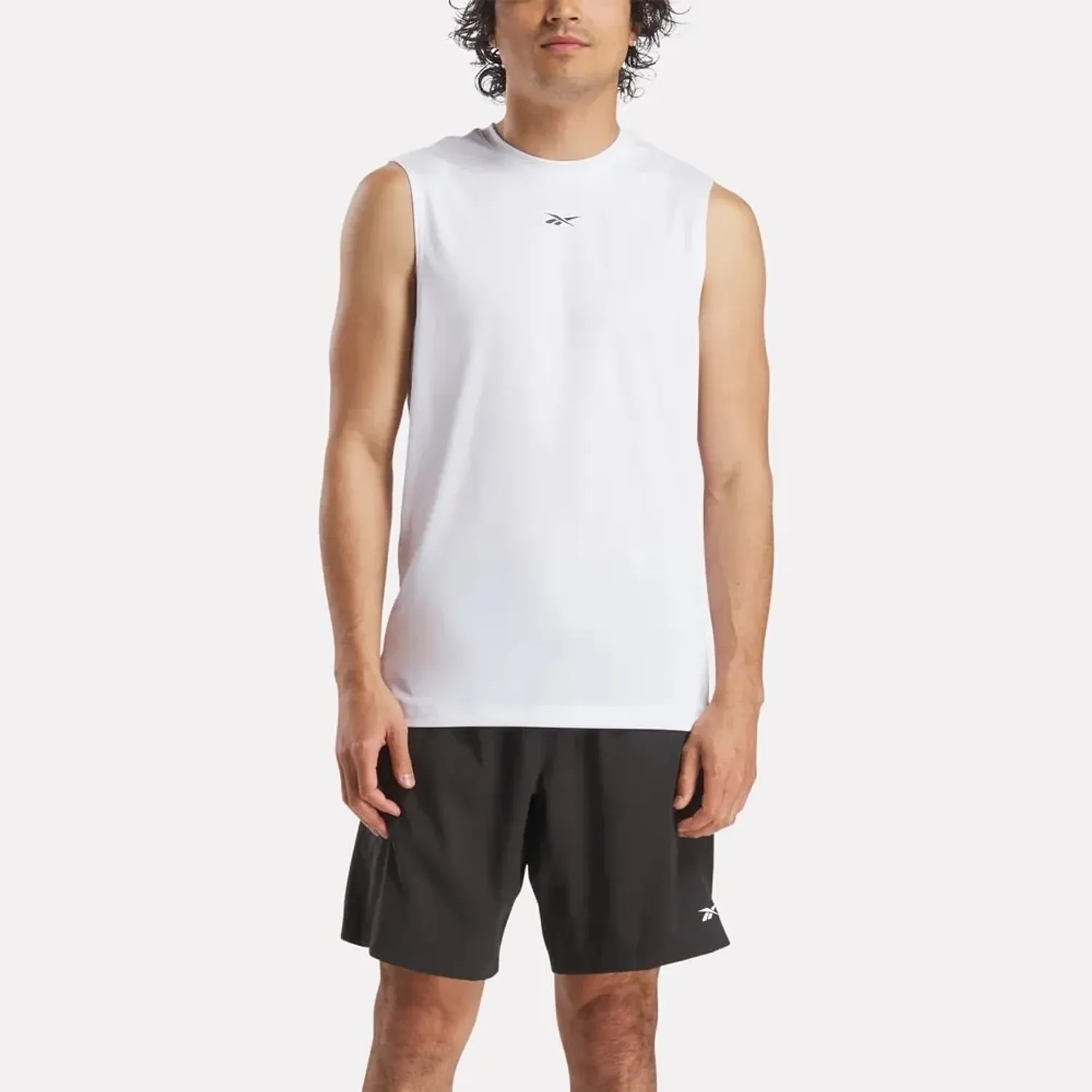 Polo Reebok Training Hombre Id Train Slvls Tech color blanco | Platanitos