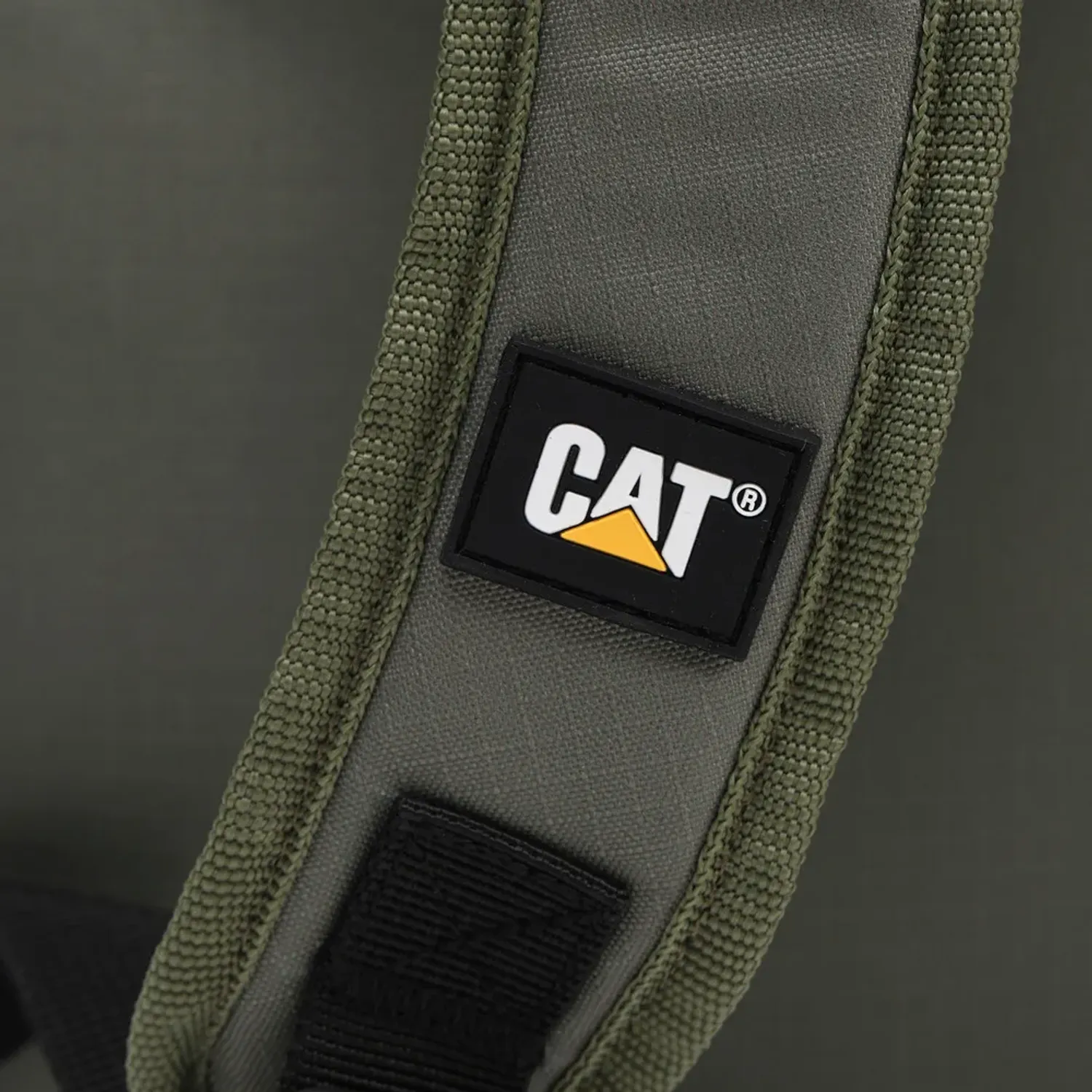 Mochila Cat Unisex  Explorer Advanced Backpack color gris | Platanitos