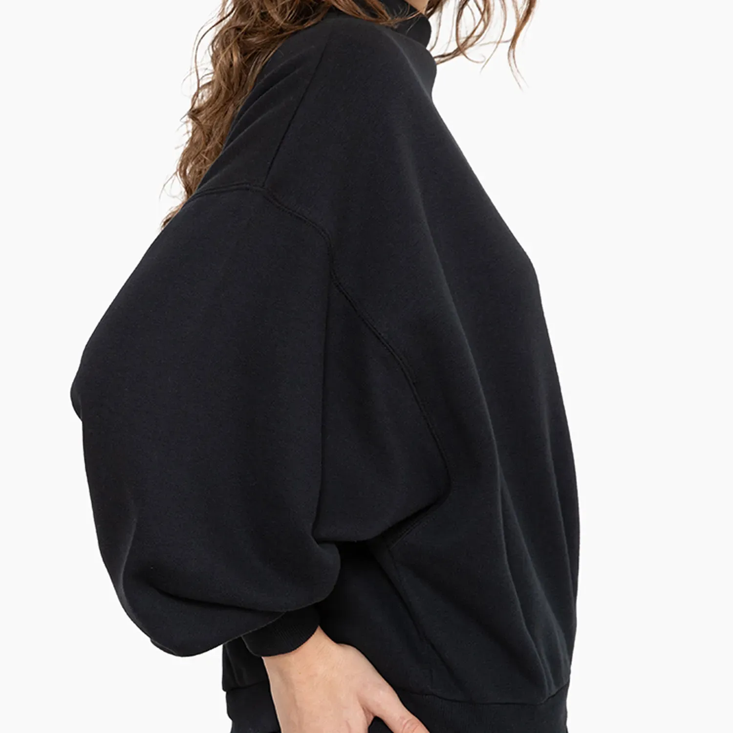 Converse Polera Converse Deportiva Mujer Star Classic Crew color negro | Platanitos