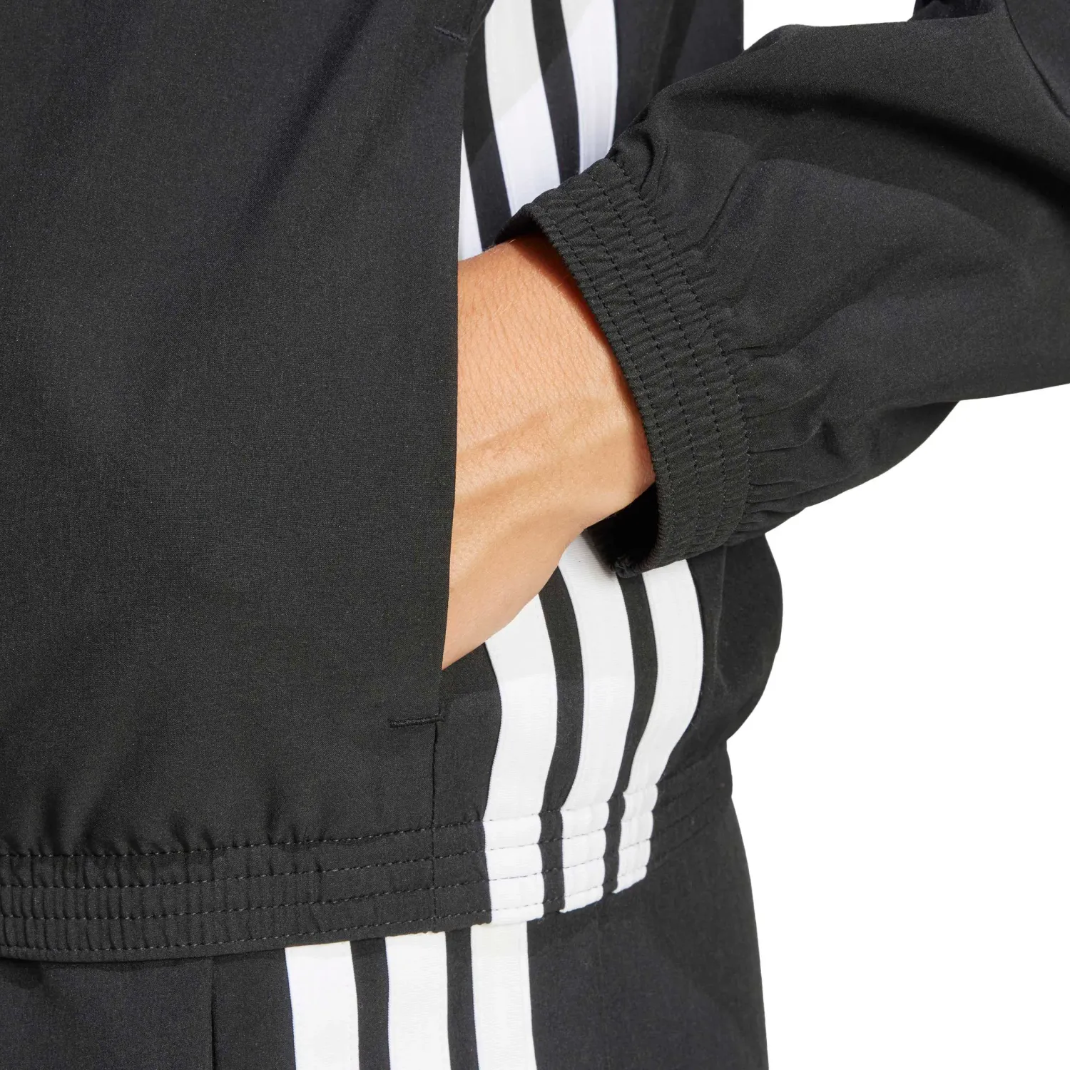 adidas Casaca Adidas Training Mujer We 3s Woven Jkt color negro | Platanitos