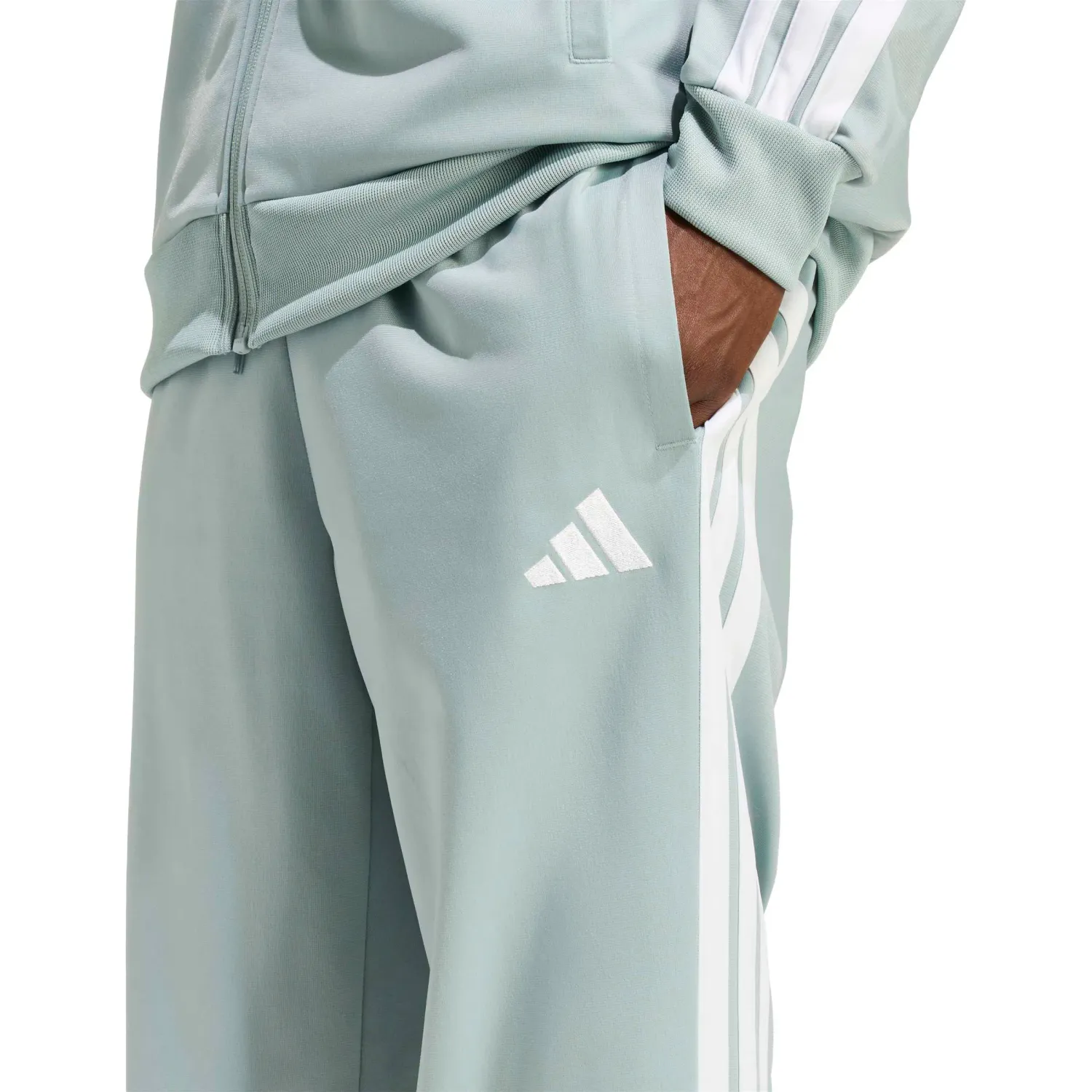 adidas Conjunto Adidas Deportivo Hombre M 3s Tr Tt Ts color verde | Platanitos