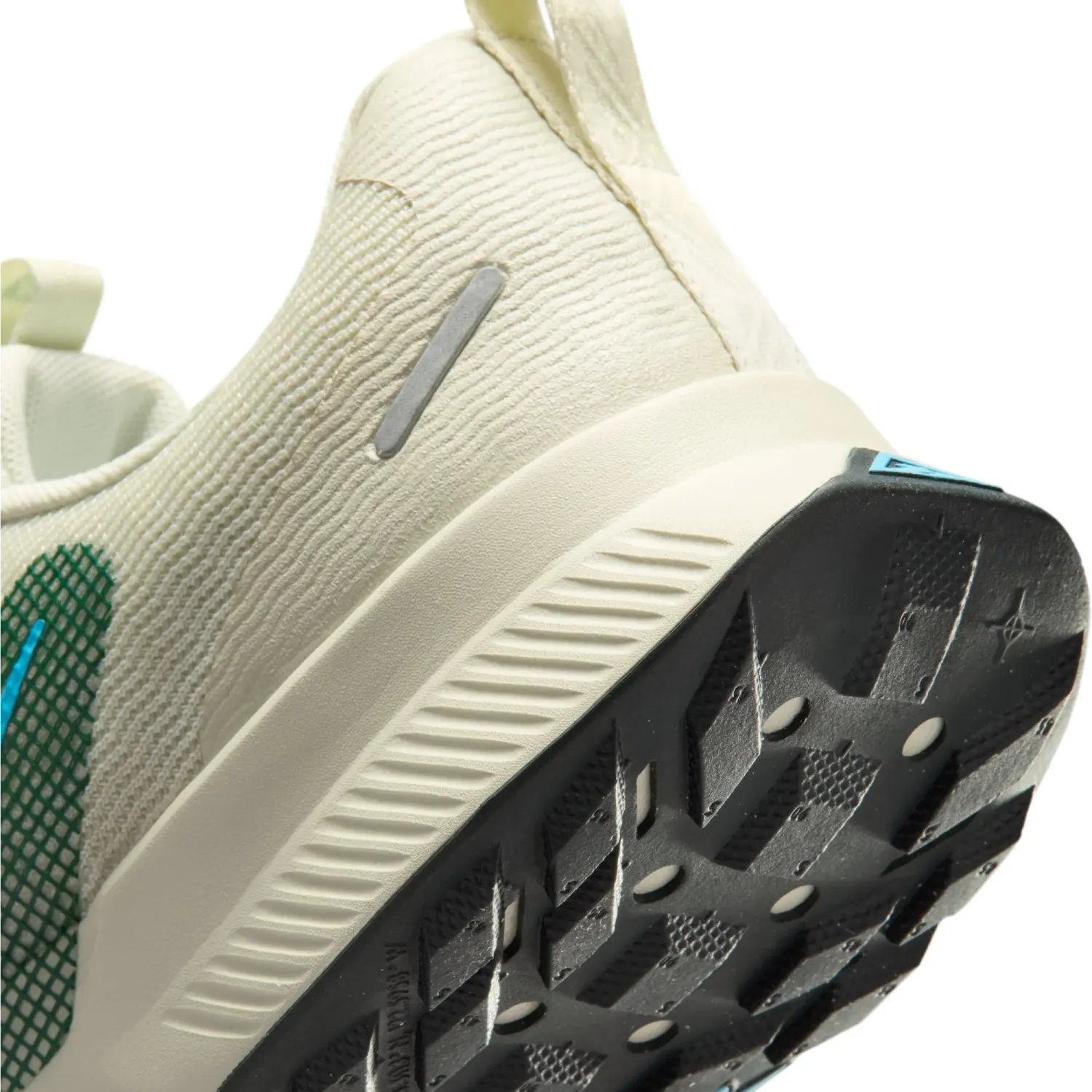 Zapatillas Nike Running Hombre Juniper Trail 3 color gris | Platanitos