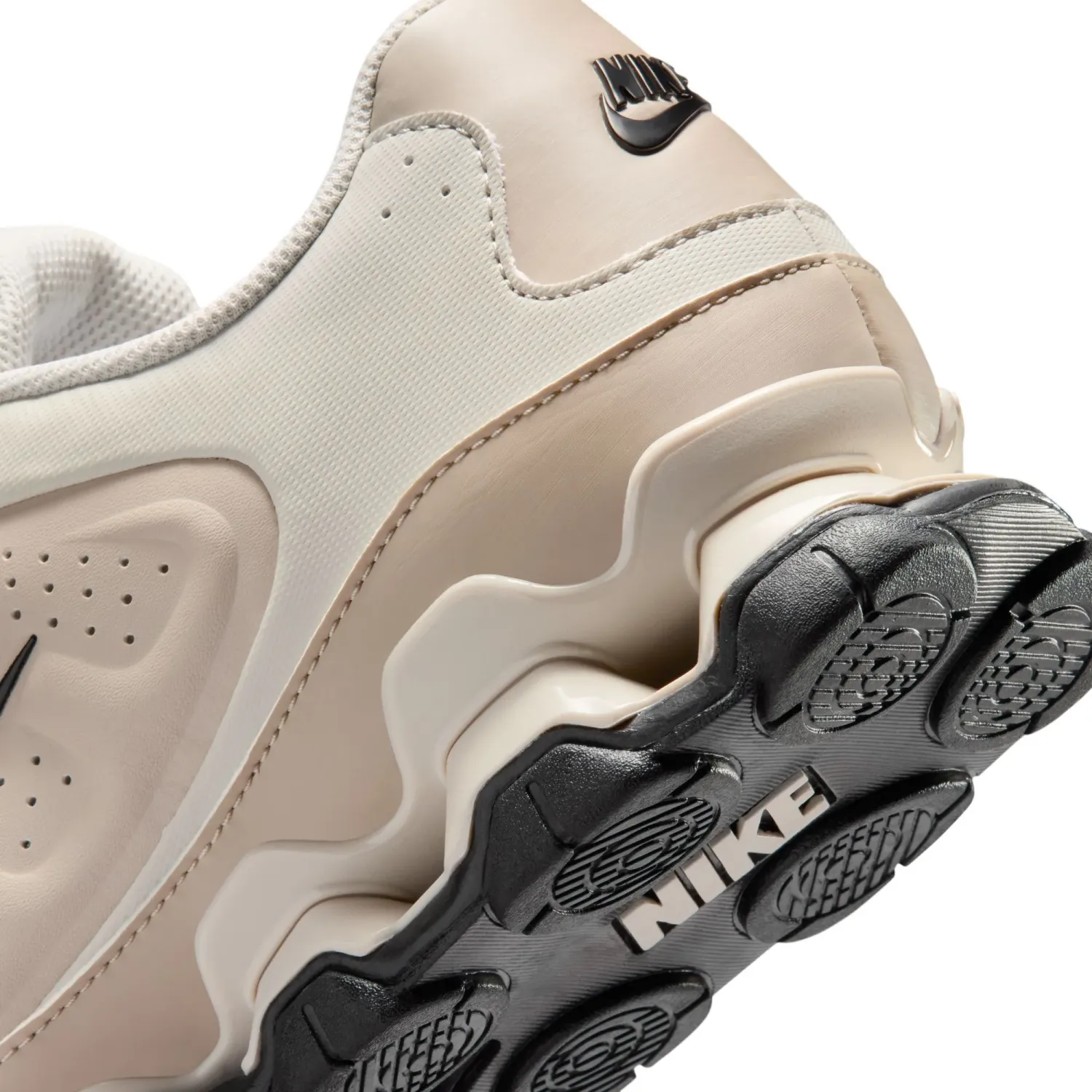 Nike Zapatillas Nike Urbanas Hombre Reax 8 Nsw Sl color crema | Platanitos