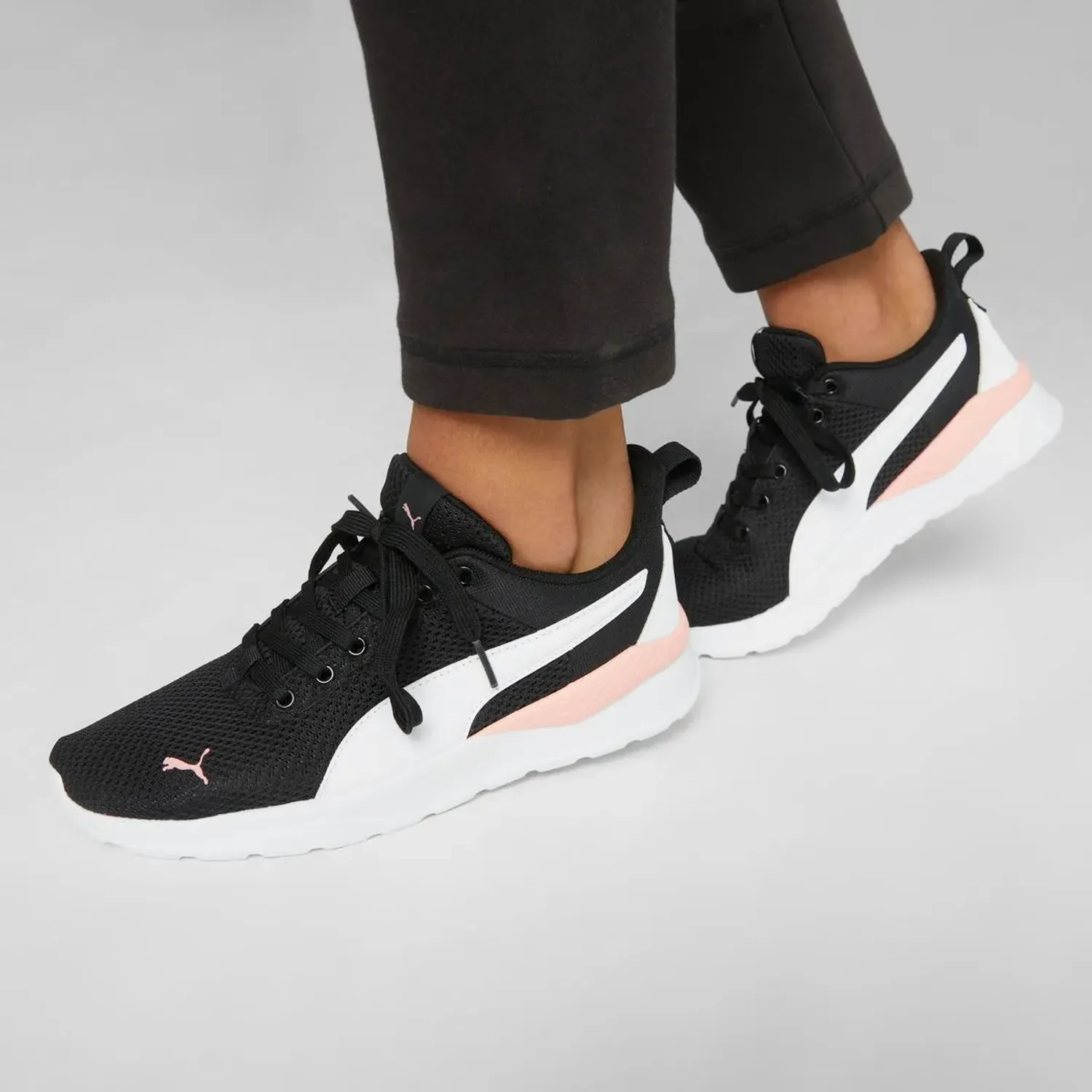 Puma Zapatillas Puma Urbanas Mujer Anzarun Lite Wns color negro | Platanitos