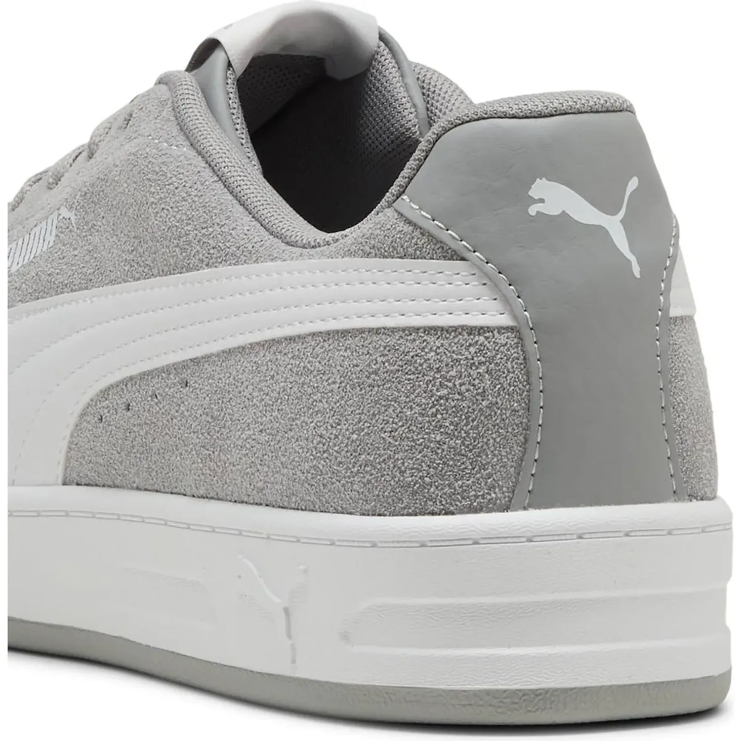 Puma Zapatilla Puma Urbana Hombre Court Classic Clean Sd color gris | Platanitos