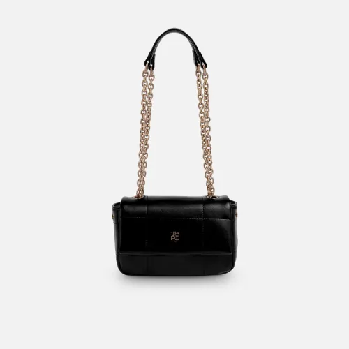Bolso Crepier Mujer Flap Kaie Chico color negro | Platanitos