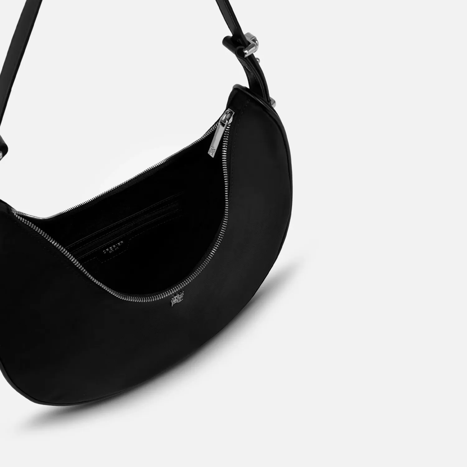 Bolso Crepier Mujer Hobo Devon Mediano color negro | Platanitos