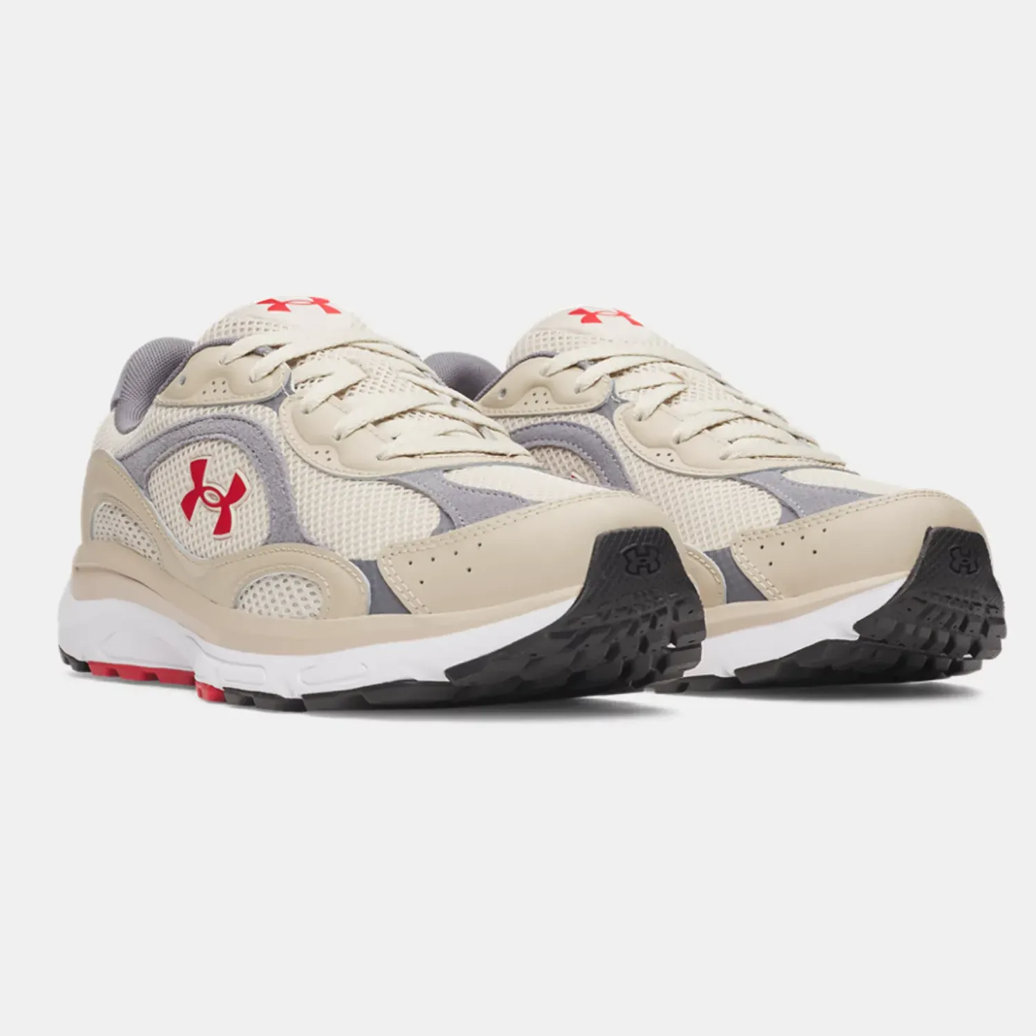 Zapatilla Under Armour De Running Hombre Tech Runner color gris / beige | Platanitos