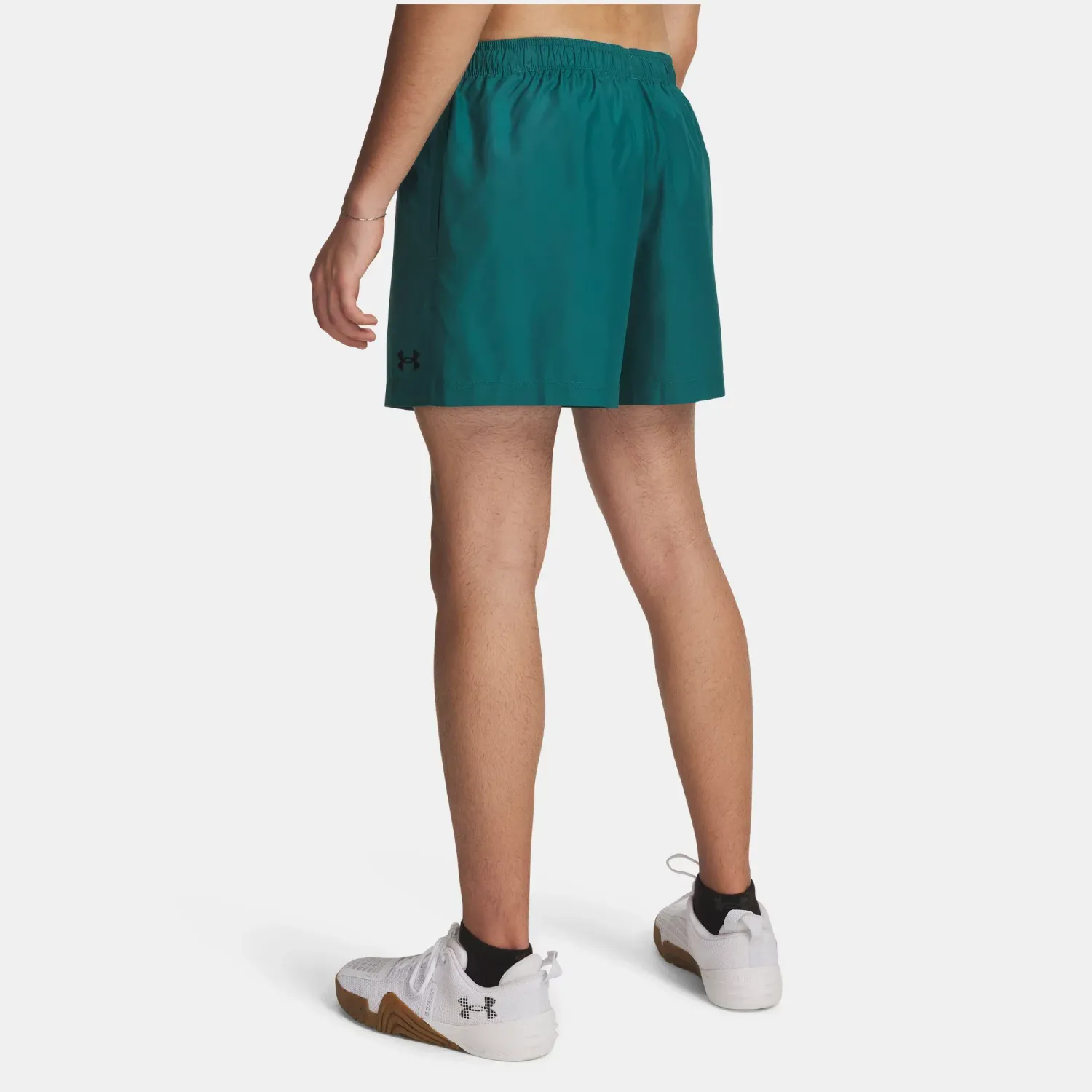 Short Under Armour Training Hombre Tech Woven 5in color verde | Platanitos