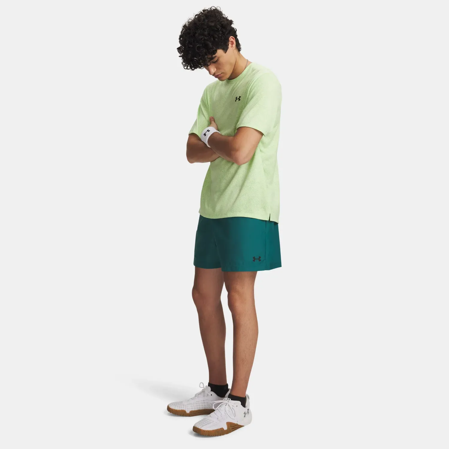 Short Under Armour Training Hombre Tech Woven 5in color verde | Platanitos