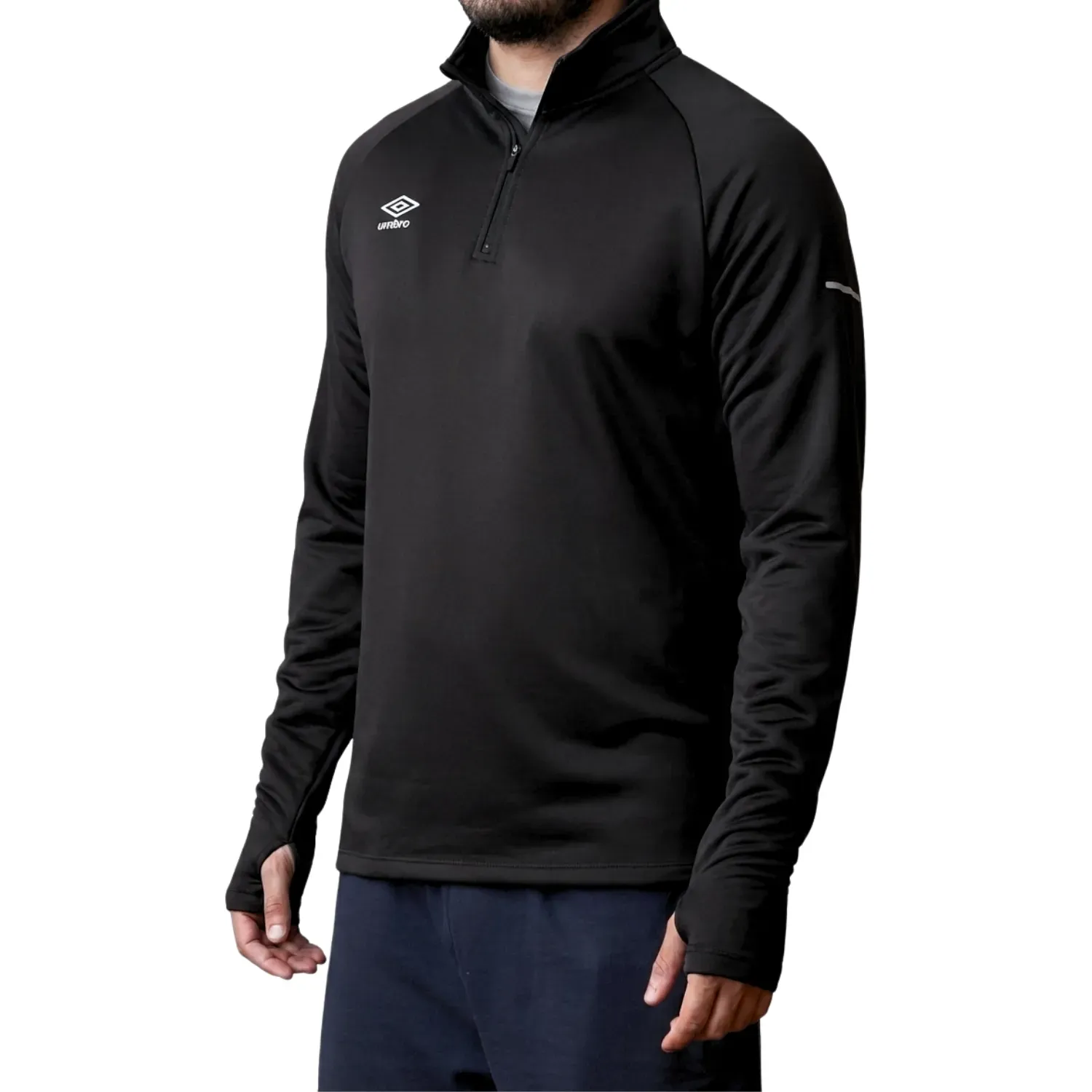 Casaca Umbro Hombre Training Half Zip Top color negro | Platanitos