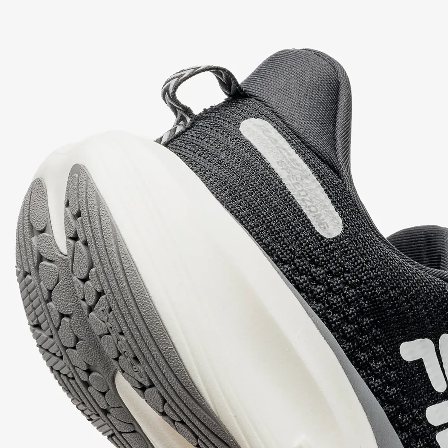 Zapatillas Fila Running Hombre Racer Speedzone color negro / blanco | Platanitos