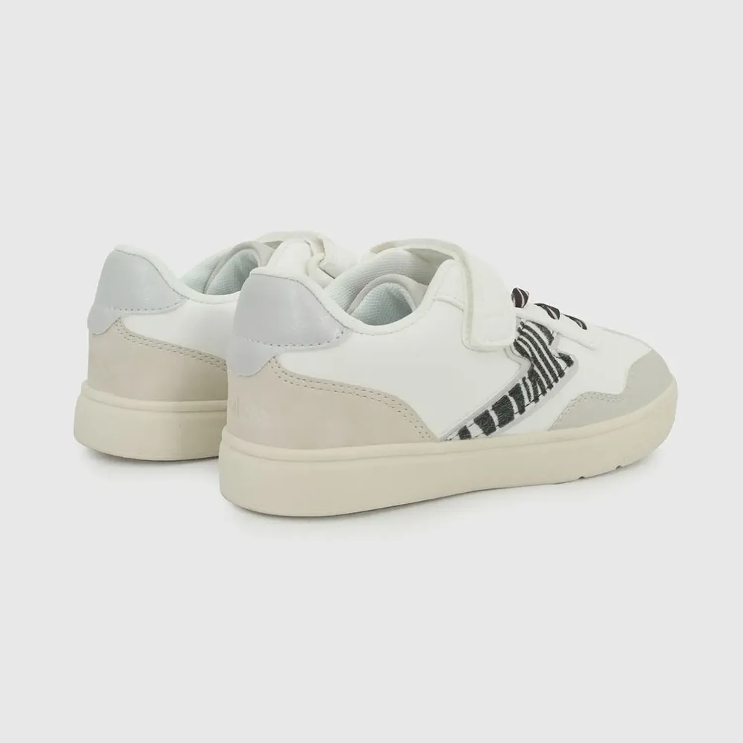 Zapatilla Colloky Niña 57160210i26 color blanco | Platanitos